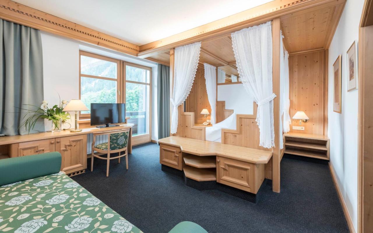 ברוניקו Ferien & Wellnesshotel Windschar מראה חיצוני תמונה